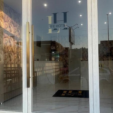 Life Hotel Казальнуово-ди- Наполи Экстерьер фото