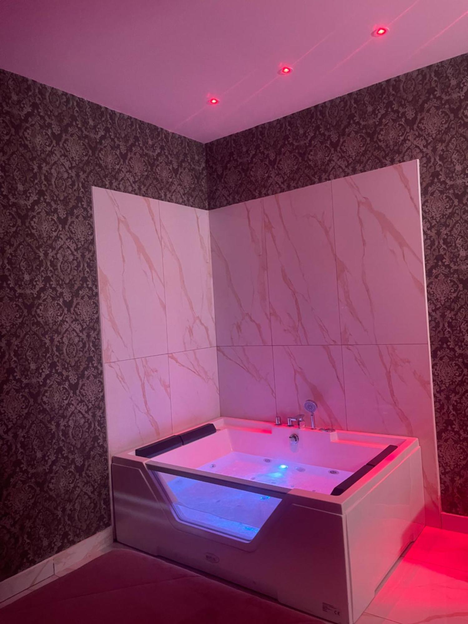 Life Hotel Казальнуово-ди- Наполи Экстерьер фото