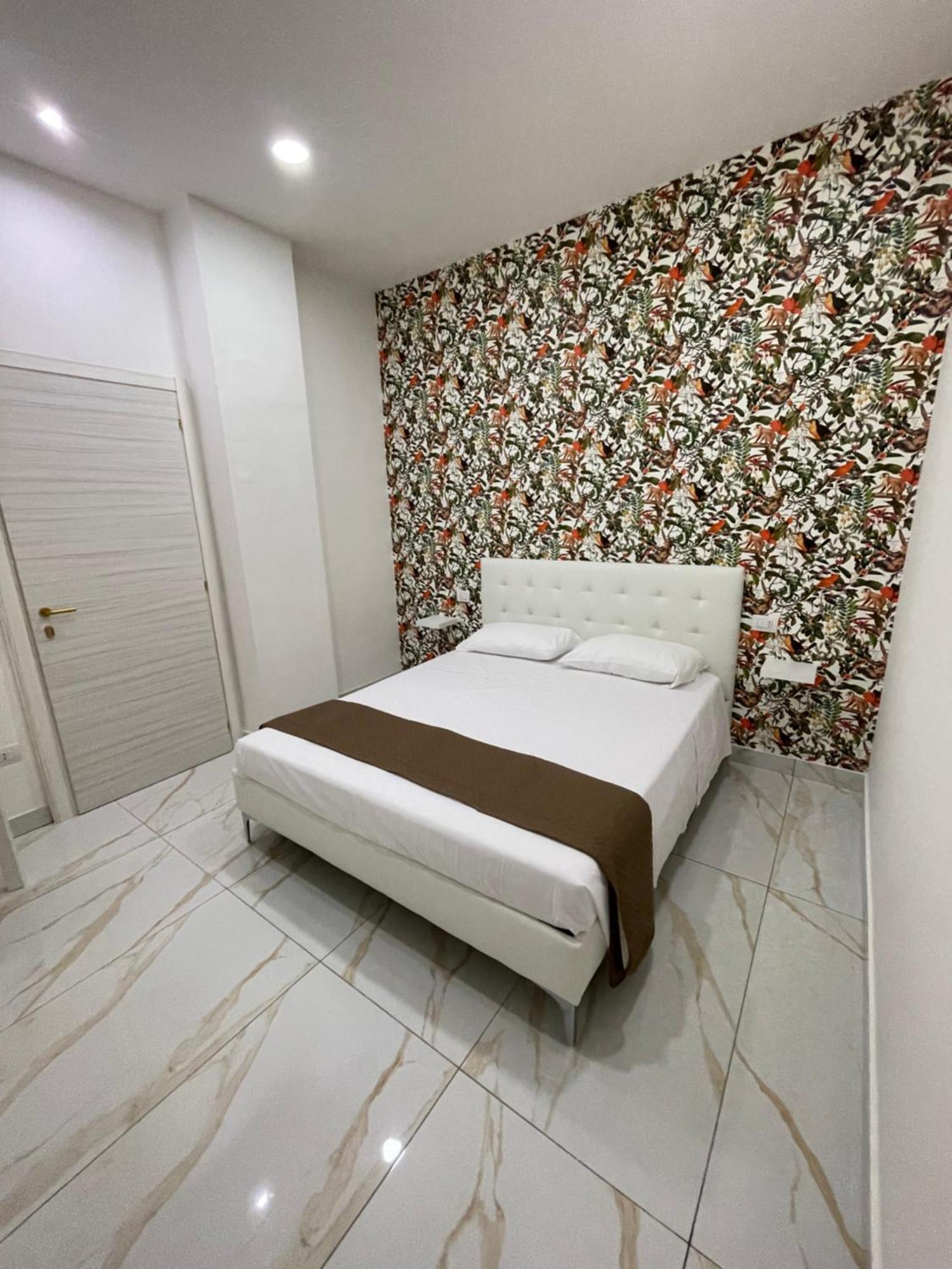 Life Hotel Казальнуово-ди- Наполи Экстерьер фото